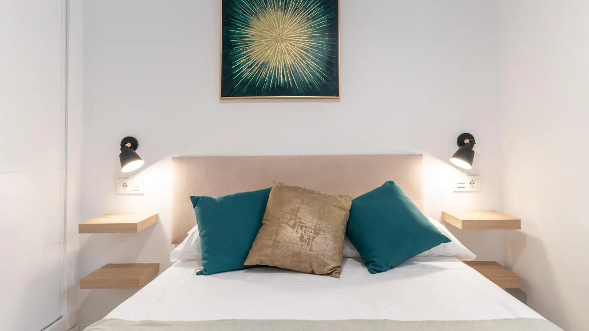 Modern Unit With View Apartment Malaga