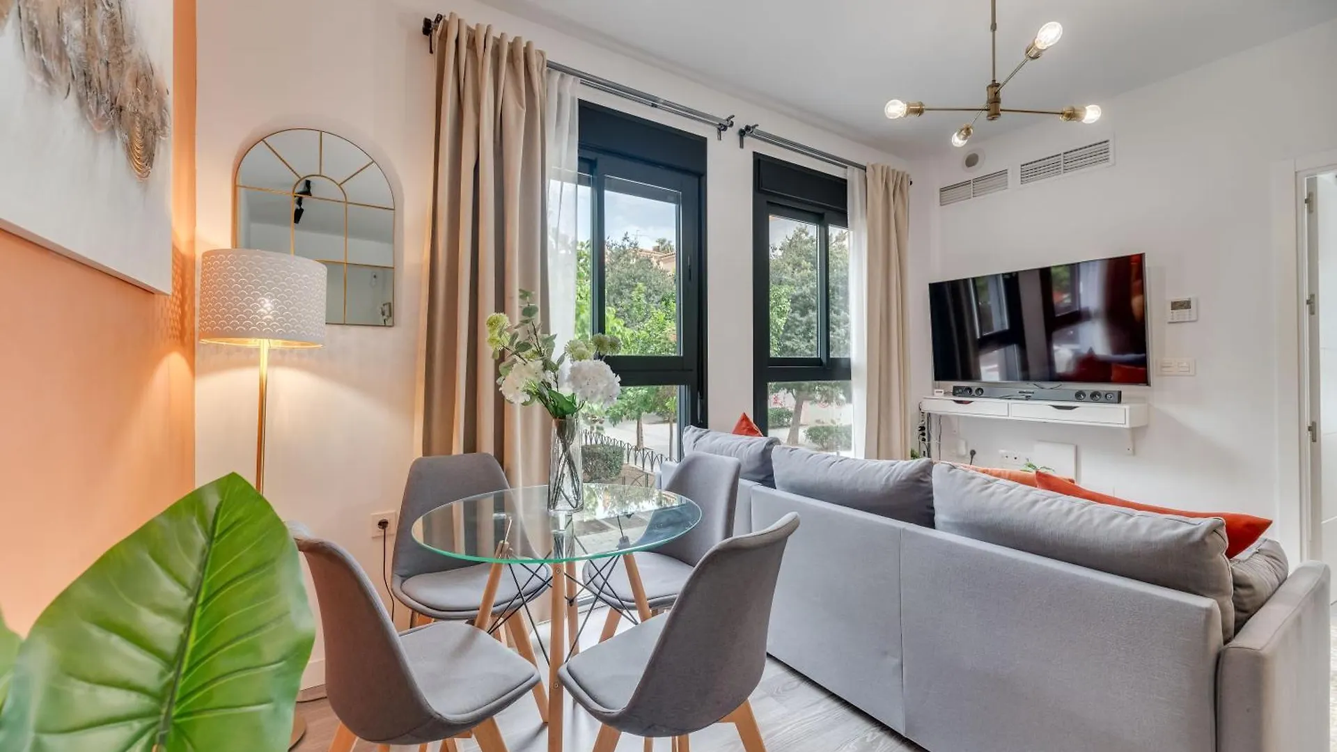 Modern Unit With View Apartment Malaga Spain