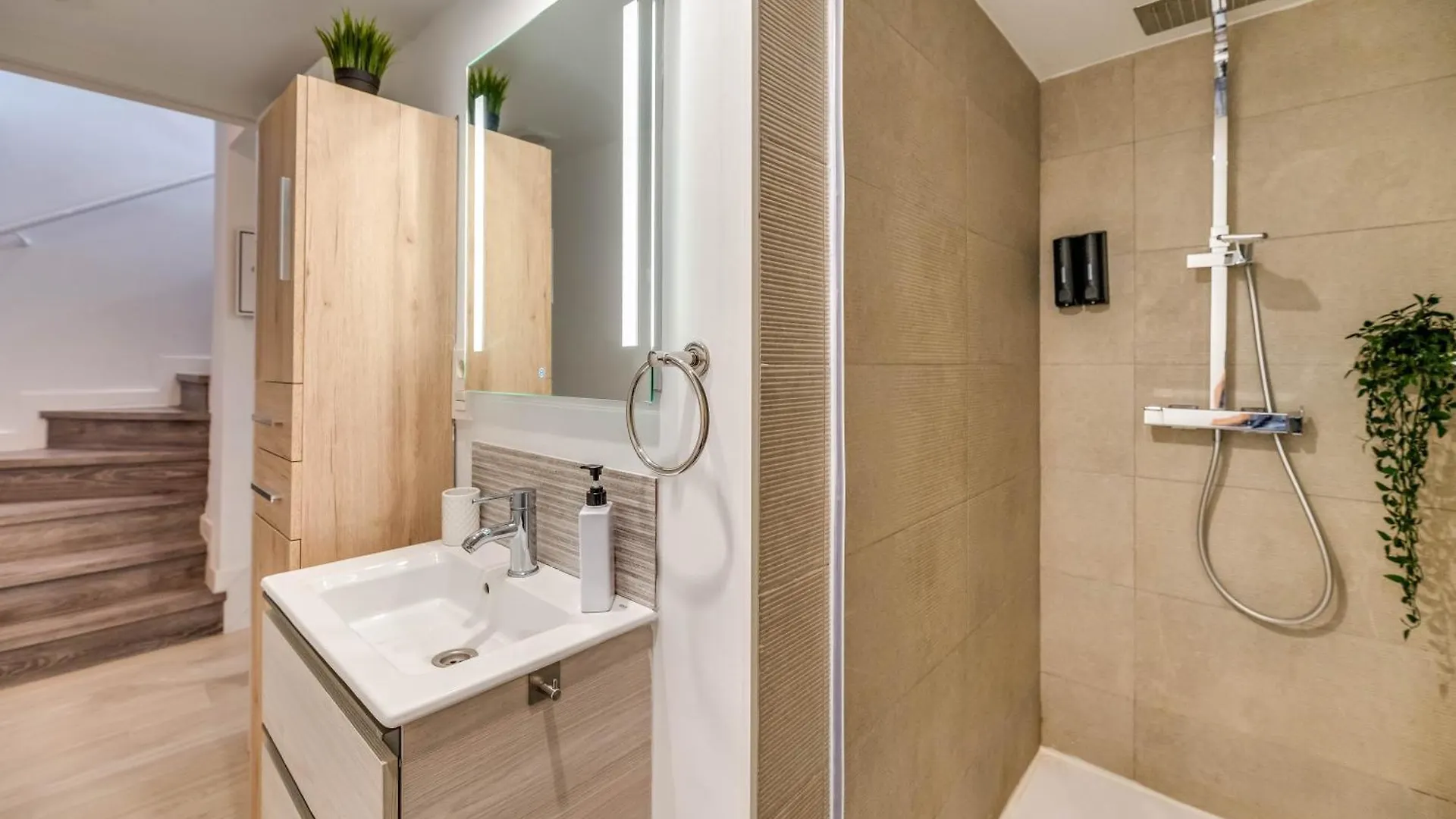 Modern Unit With View Apartment Malaga
