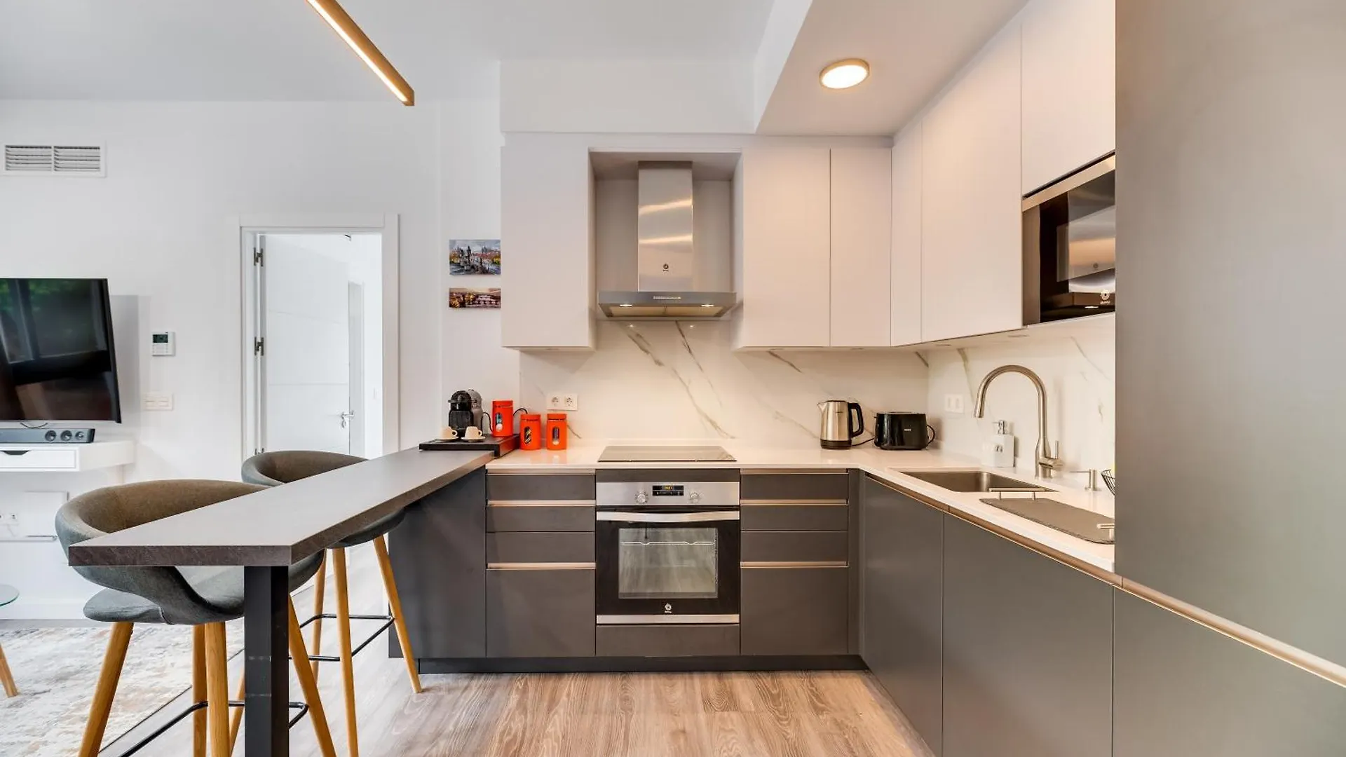 Appartamento Modern Unit With View Málaga